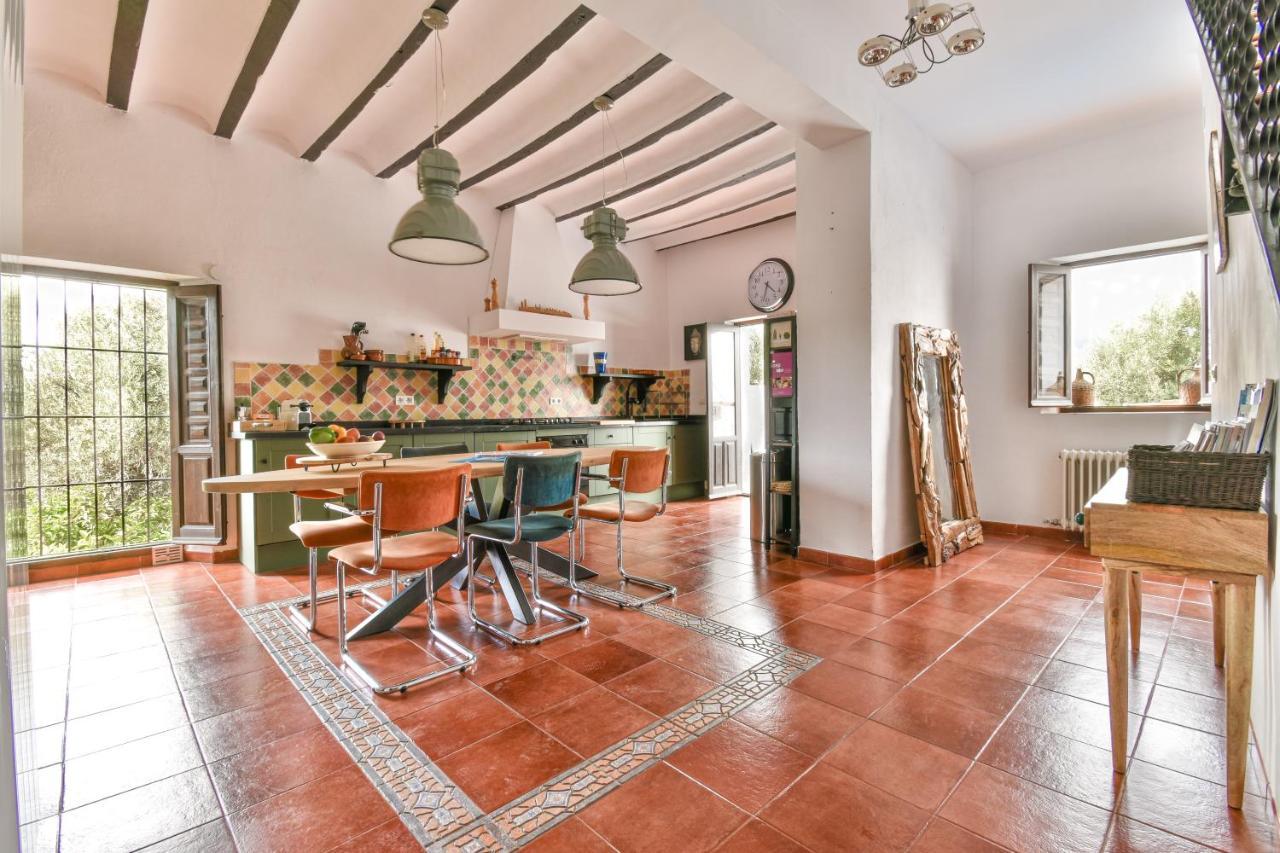 Casa Sol Y Aire - Vakantievilla In Dorp Met Prive Zwembad Pinos del Valle 外观 照片