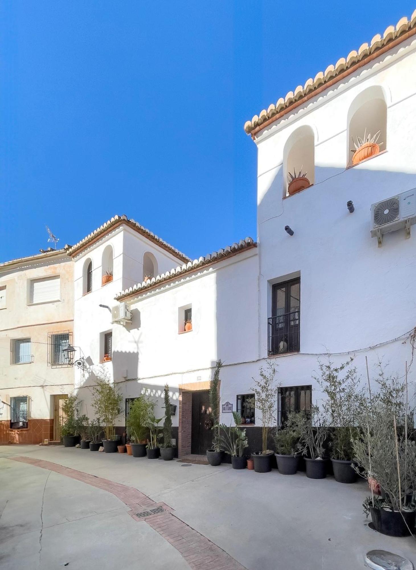 Casa Sol Y Aire - Vakantievilla In Dorp Met Prive Zwembad Pinos del Valle 外观 照片